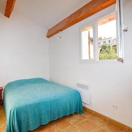 4 Bedroom Stunning In Prázdninový dům Cargèse